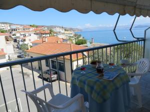 Studio with Balcony and Partial Sea View