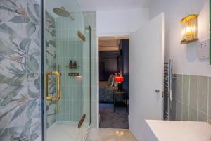 City Centre Luxury House - Garden Oasis, Kingsize beds