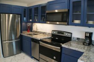 Aquarius#403 beachfront with ocean view