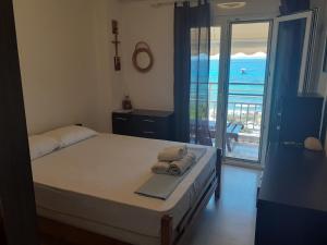 Metamorfosi Apartment with Sea View