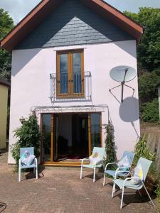 Coastview Cottage ,quiet beach holiday