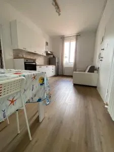 Levante Apartment - Villanova