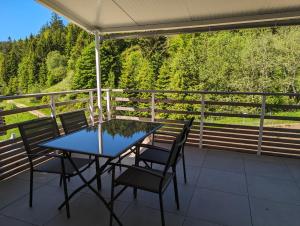 Appartements La-haut au Lacblanc : photos des chambres