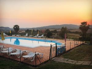 Raggio di Sole Castellina Marittima - Bilocale con piscina in Toscana
