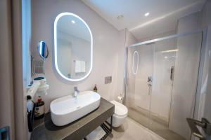 The Palm Bosphorus Hotel