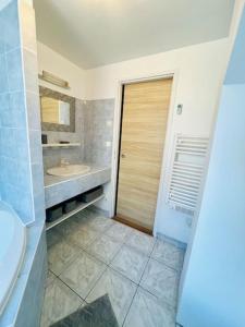 Maisons de vacances Gite Aubiacais 10 personnes : photos des chambres