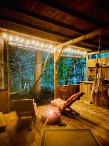 Каравана Безвремие