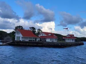 Kassholmen, Bakkasund - Vorland