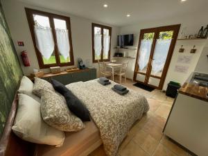 Maisons de vacances Domaine entier Le Clos des Trois Provinces 20 personnes Zoo Beauval : photos des chambres