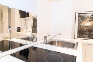 Golden Leaf - 7sundays