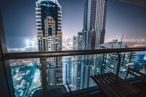 Sky High One Bedroom with Palm and Sea View