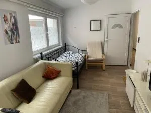 TOP4 Single Zimmer mit eigenem Bad - Маутхаузен