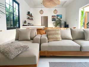 Stylish Digital Nomad Villa with Ensuite Workspaces