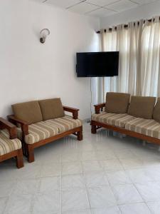 Golden Mangrove - Close to Airport and Negombo Beach