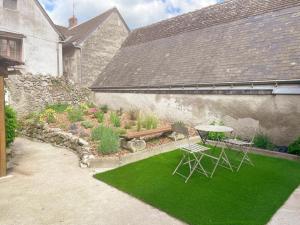 Maisons de vacances Gite tout inclus avec jardin, clim, Wifi, proche Chateau de Villandry et Loire a velo - FR-1-381-587 : photos des chambres