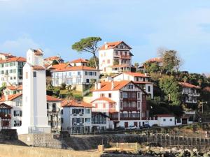 Appartements Bel appartement duplex a Ciboure avec terrasse proche golf Nivelle - FR-1-4-696 : photos des chambres