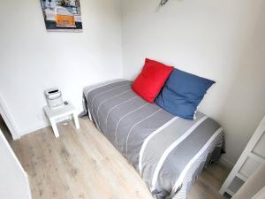 T2 rénové avec parking, Wi-Fi, clim mobile, à 400m plagescommerces - Piscinetennispromenades - FR-1-316-338
