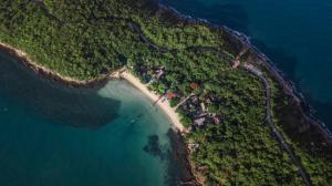 Koh Samed Lungdam Hutbeach เกาะเสม็ดลุงดำฮัทบีช