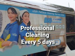 The EDGE Central PATTAYA with Living Room & Infinity Pool