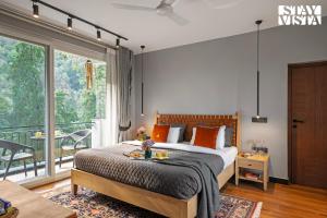 StayVista at Kaira with Music Speaker & Heater