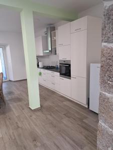 Koper zaledje, Rakitovec, Slovenska Istra, Čičarija