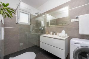 Apartment in Crikvenica 45074