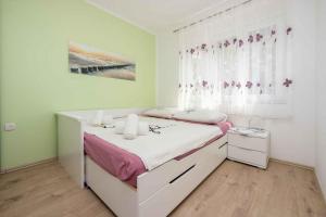 Apartment in Crikvenica 45074