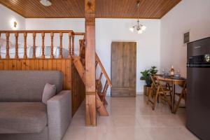 Rhodes VistaPeak Retreat