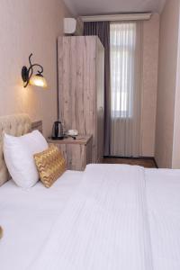 Hotel Imperial House