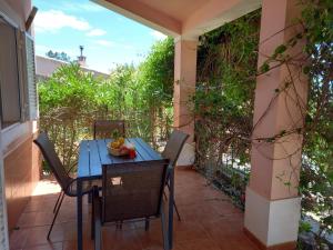 Charming house in Alte with pool