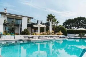 VILLA PANORAMA BIDART- PISCINE - PROCHE PLAGES ET CENTRE - 阿尔伯尼