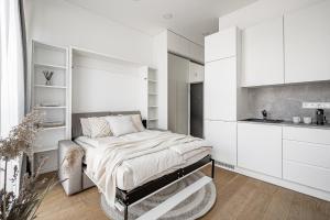 Bali style apartment with balcony near Gates of Dawn