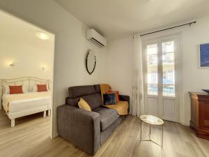 Nestor&Jeeves - BRISE DE NICE - Balcony - Central