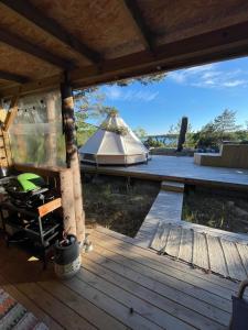 Härligt privat Glamping med bastutält