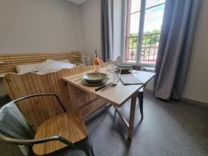 La Maison Lourégo Tournesol - 奥特里韦