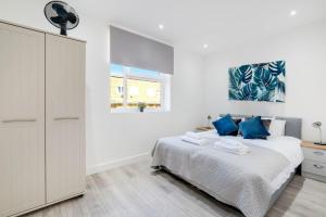Corby Town Centre Serviced Apartments