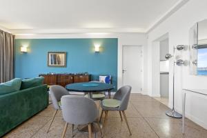 Exception Maison pieds dans leau