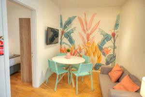 2 bedroom apartment 3min walk from the beach - 3hvězdičkové hotely ve městě Marsaskala