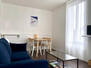 Charmant 2 pièces à 1 min RER D - 5mn Paris Centre