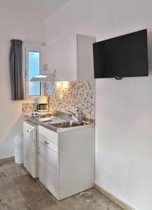 Studio Sea View room in Helios Studios & Apartments