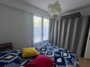 Appartements Appartement en ville avec place de parking et wifi : photos des chambres