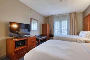 Double Suite with Two Double Beds - Non-Smoking room in Comfort Suites Madison