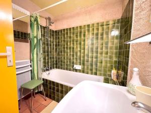 Appartements Appart 4pers - piscine - wifi - ideal famille : photos des chambres
