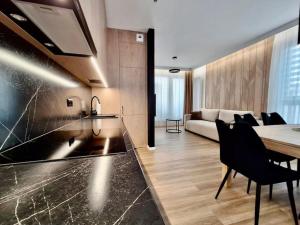 EASY RENT Apartments- Business Center 205, Free Parking, 24h Check-in