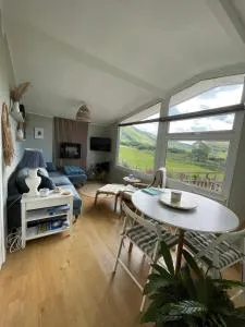 Cosy private Chalet - 陶因