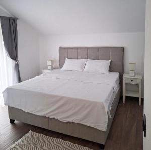 Apartments Ponta Krasici