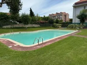 Garaje y piscina comunitaria! - Ongayo