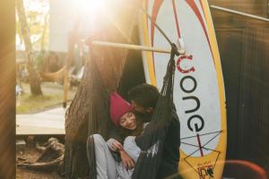 Klimatyzowane Domki PREMIUM - Maszoperia Sun4Hel - Letnia Baza SnowShow na Półwyspie Helskim