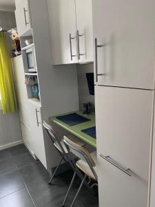 Tio Charles Village 55D