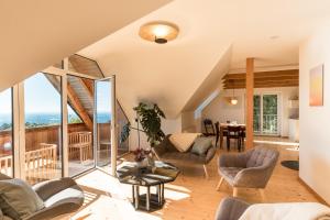 SCHILCHERLANDLEBEN - Langegg